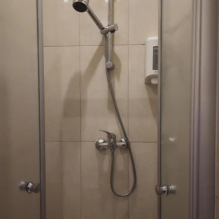 Ii Otel