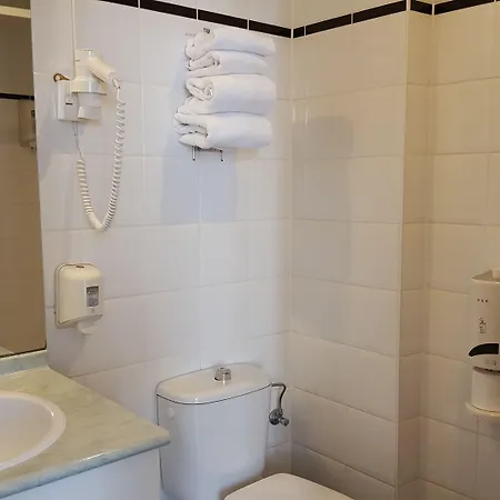 Ii Hotel 2*