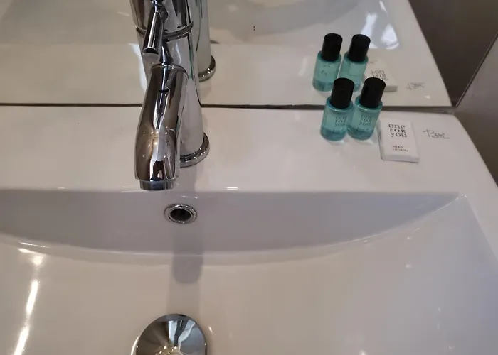 阿尔伯特ii奥斯坦德酒店 2* 奥斯滕德