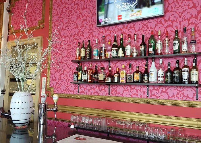 アルベール Ii ホテル 2*